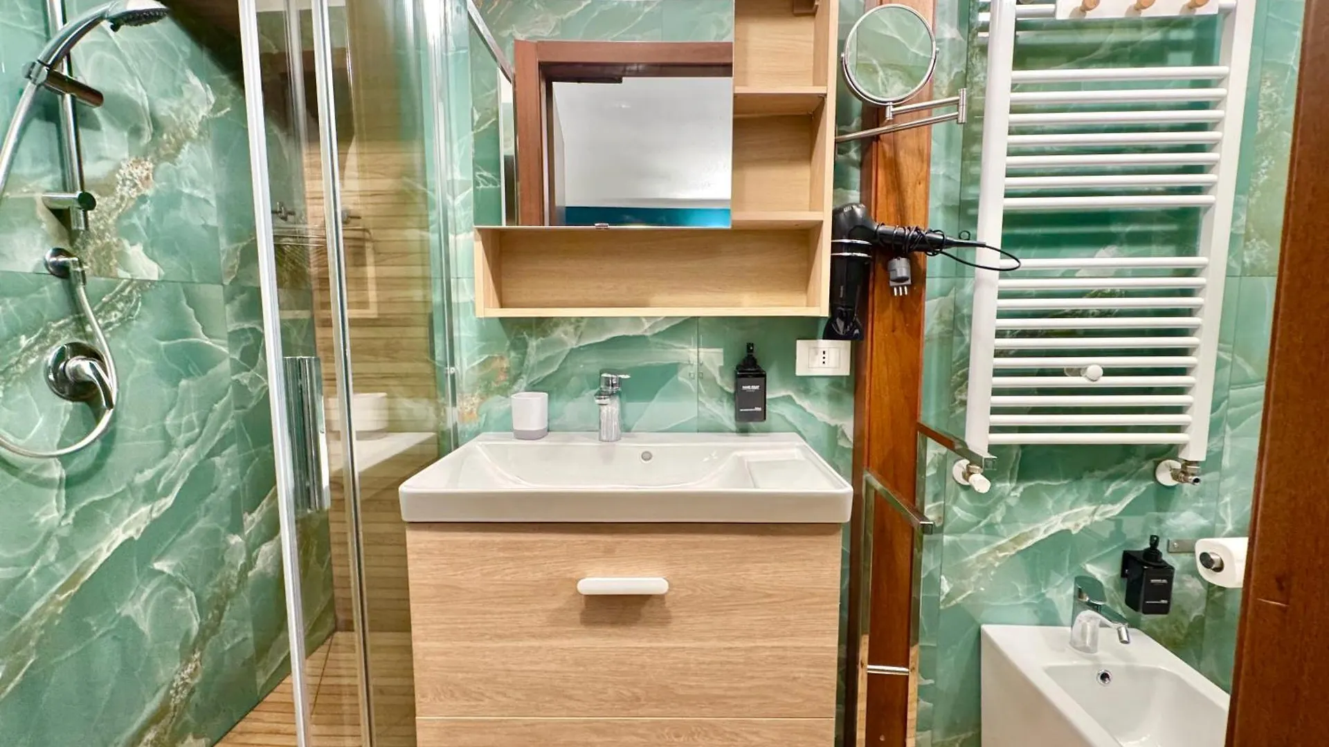 Cantu' Suite Катания 0*,